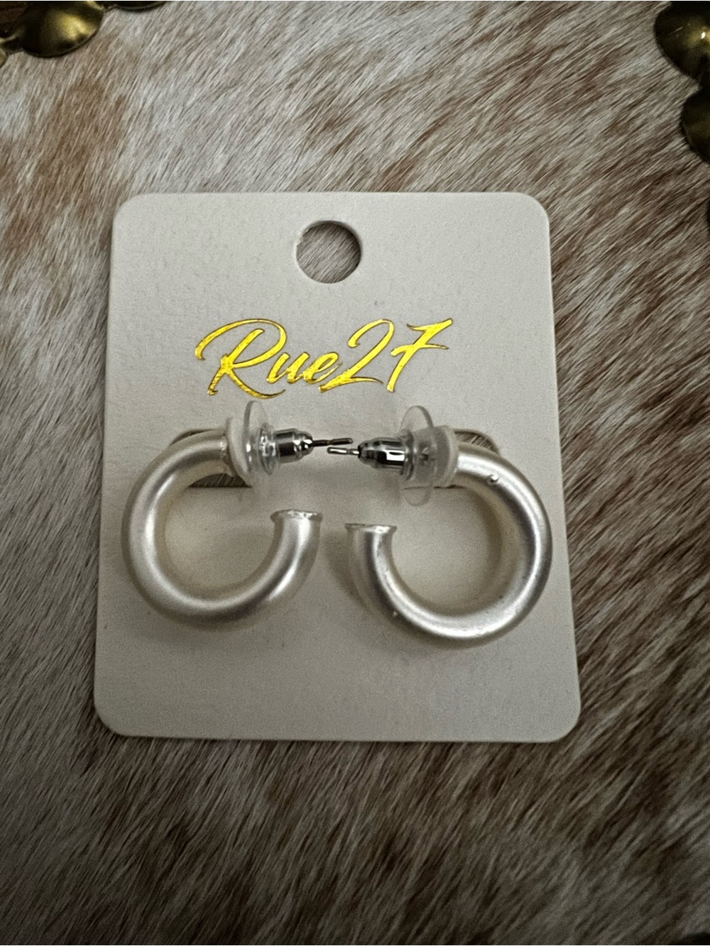 Small silver tone hoops